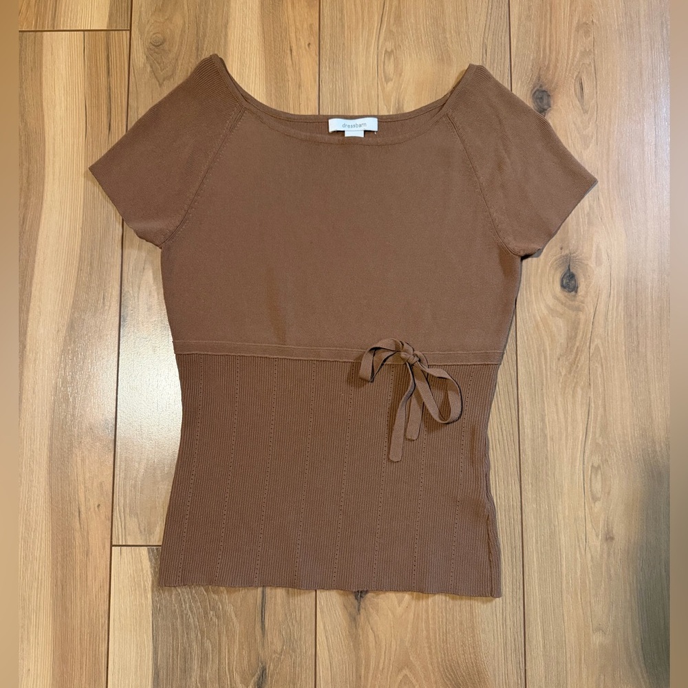 Dress Barn Brown Short Sleeve with Side Tie - size S